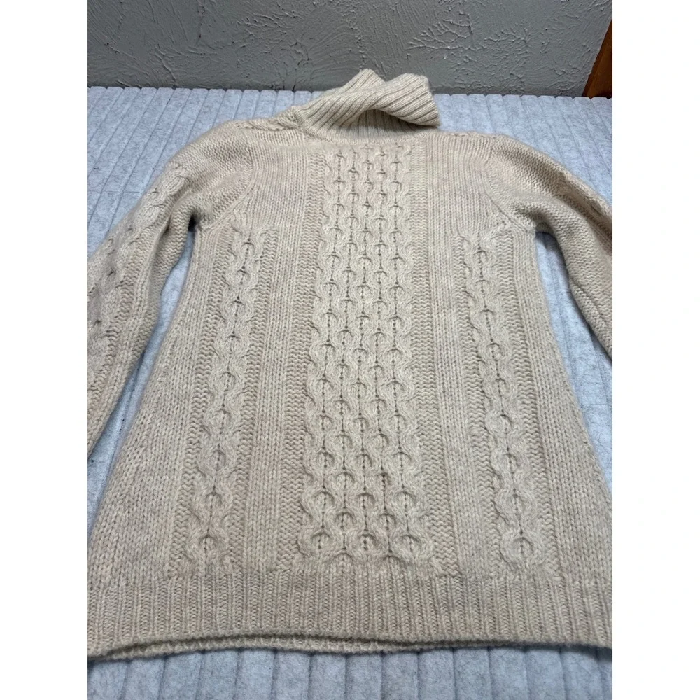 Vintage 100% Wool Cable Knit Sweater Cream Button Neck Chunky RN 45875‎ Small